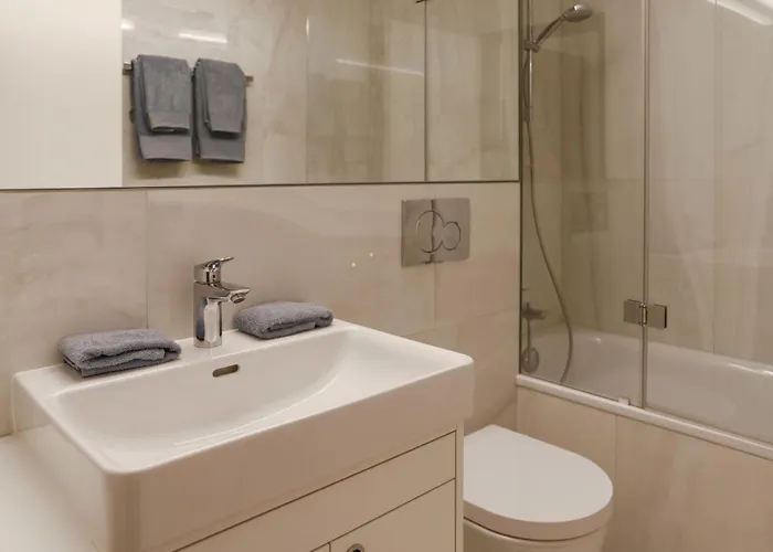 아파트 Pasadena-3 By Interhome